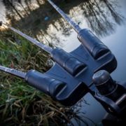 triple rod support..