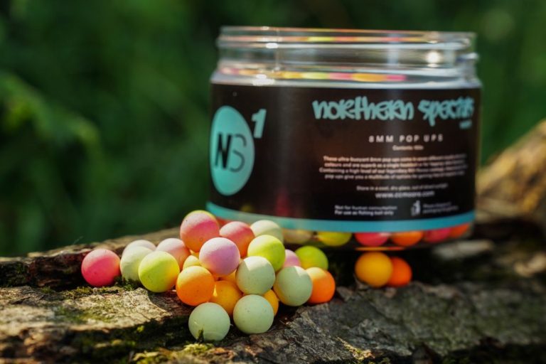 twelvefeetmag-ccmoore-knallige-pop-ups-4