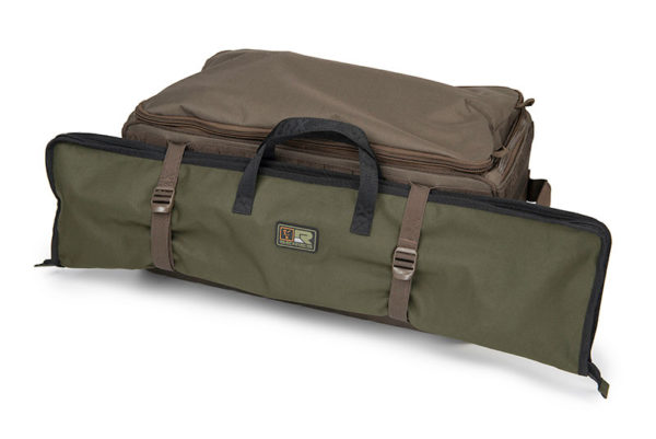 clu442_fox_explorer_rucksack_medium_side_straps_in_use