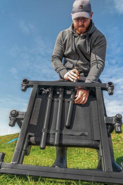 absolute 36 feeder chair_5