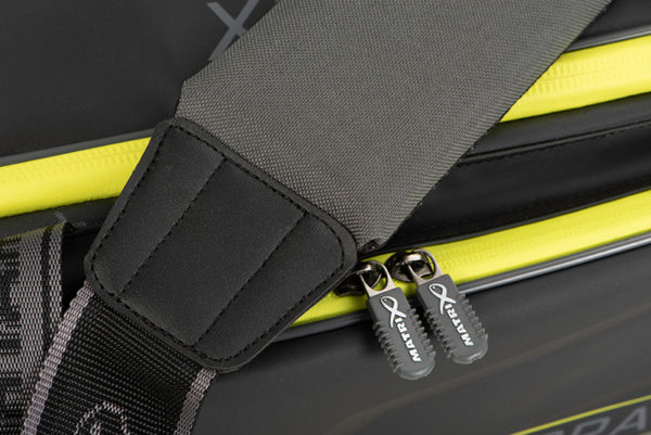 horizon_xl_storage_bag_padded_strap_detail
