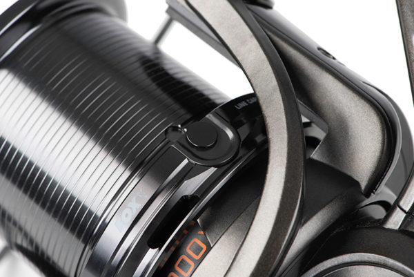 crl083_fox_12000_xc_reel_line_clip_detail_1