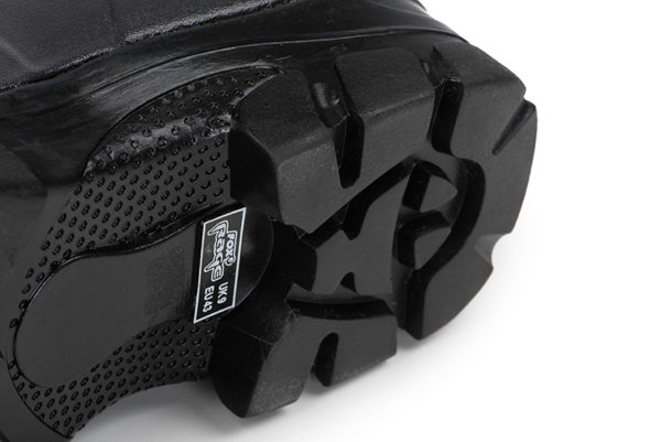 nfw013_018_rage_camo_neoprene_boots_heal_detail