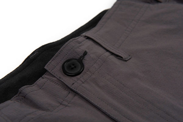 gpr228_233_matrix_lw_water_resistant_shorts_button_detail_2