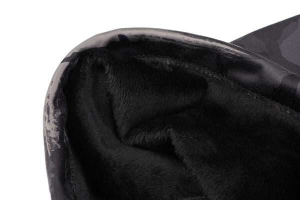 rage_snoodie_lining_detail