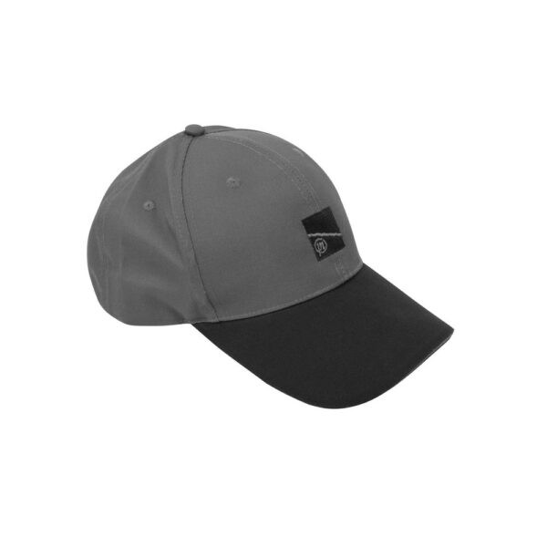 grey cap
