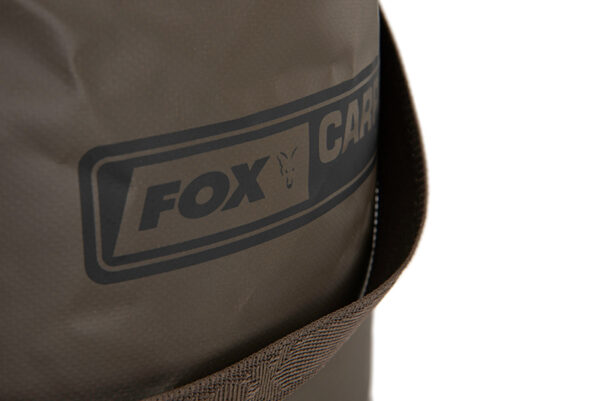 fox_welded_carpmaster_water_carrier_xl_logo_detail