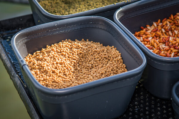 eva-stacking-bait-tubs-10