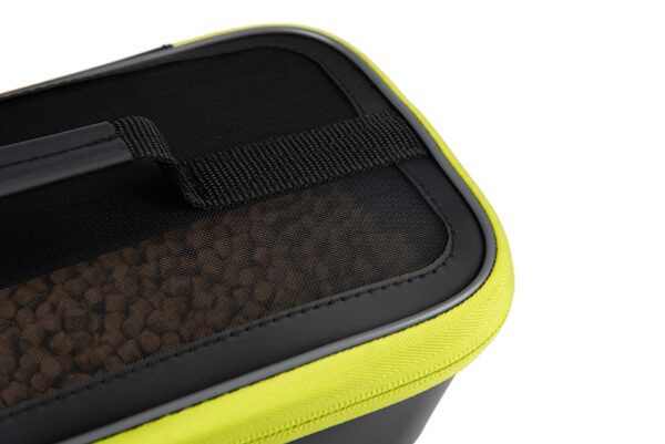 gbt033_matrix_eva_air_flow_bait_tub_4pt_with_pellets_closed