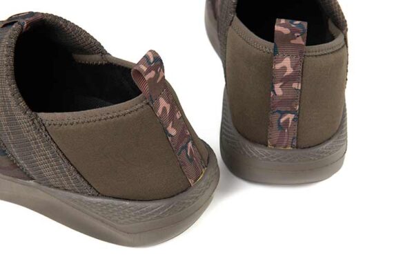 cfw168_173_fox_camo_khaki_bivvy_slippers_heal_detail