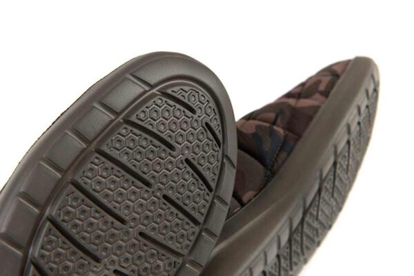 cfw168_173_fox_camo_khaki_bivvy_slippers_sole_detail_1