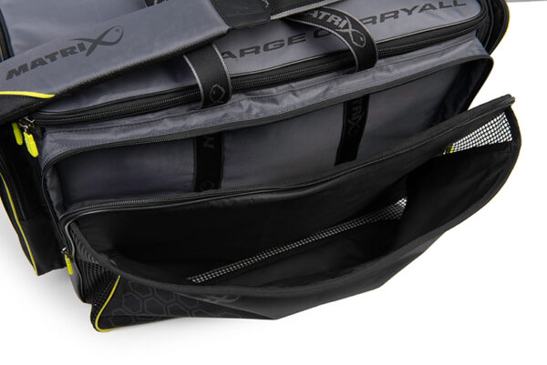 glu145_matrix_ethos_large_carryall_net_pocket_detail