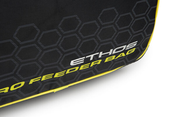glu148_matrix_ethos_pro_feeder_bag_logo_detail
