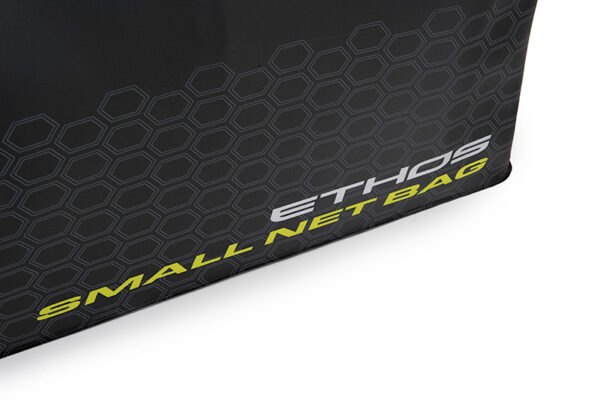 glu149_matrix_ethos_small_net_bag_logo_detail