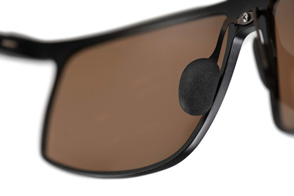 nsn012_rage_voyager_sunglasses_brown_lense_sunglasses_lense_nose_pad_detail