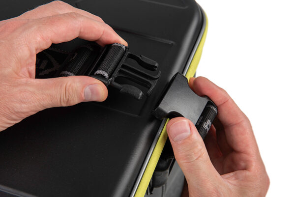 glu160_161_matrix_eva_tackle_storage_system_strap_buckle_detail_2