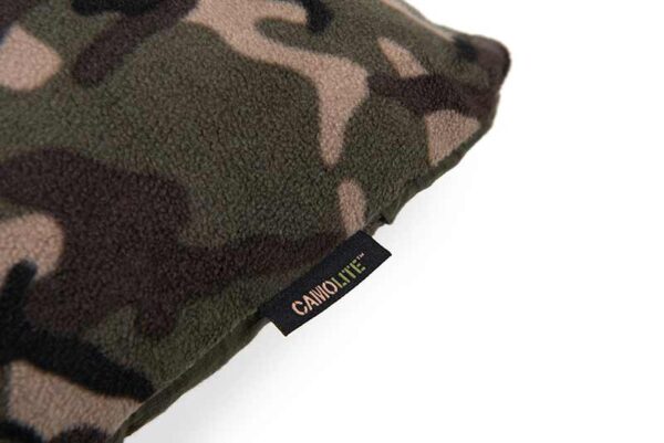 csb077_fox_camolite_pillow_logo_tab
