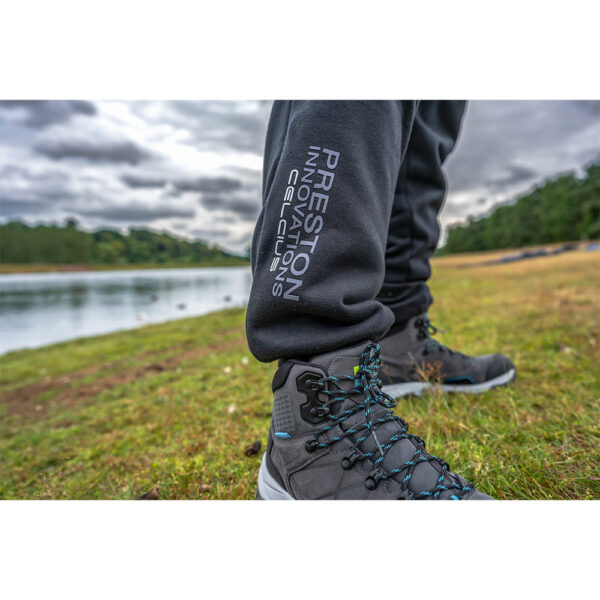 celcius jogger_5