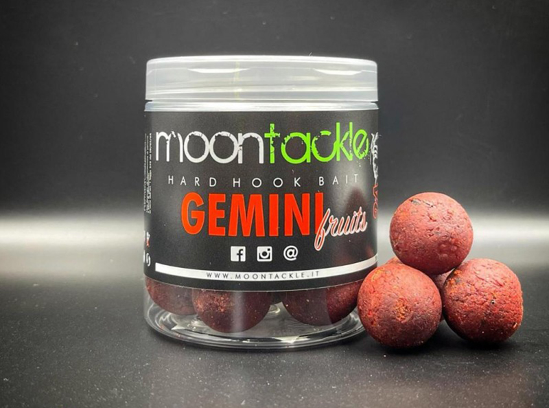 MoonTackle